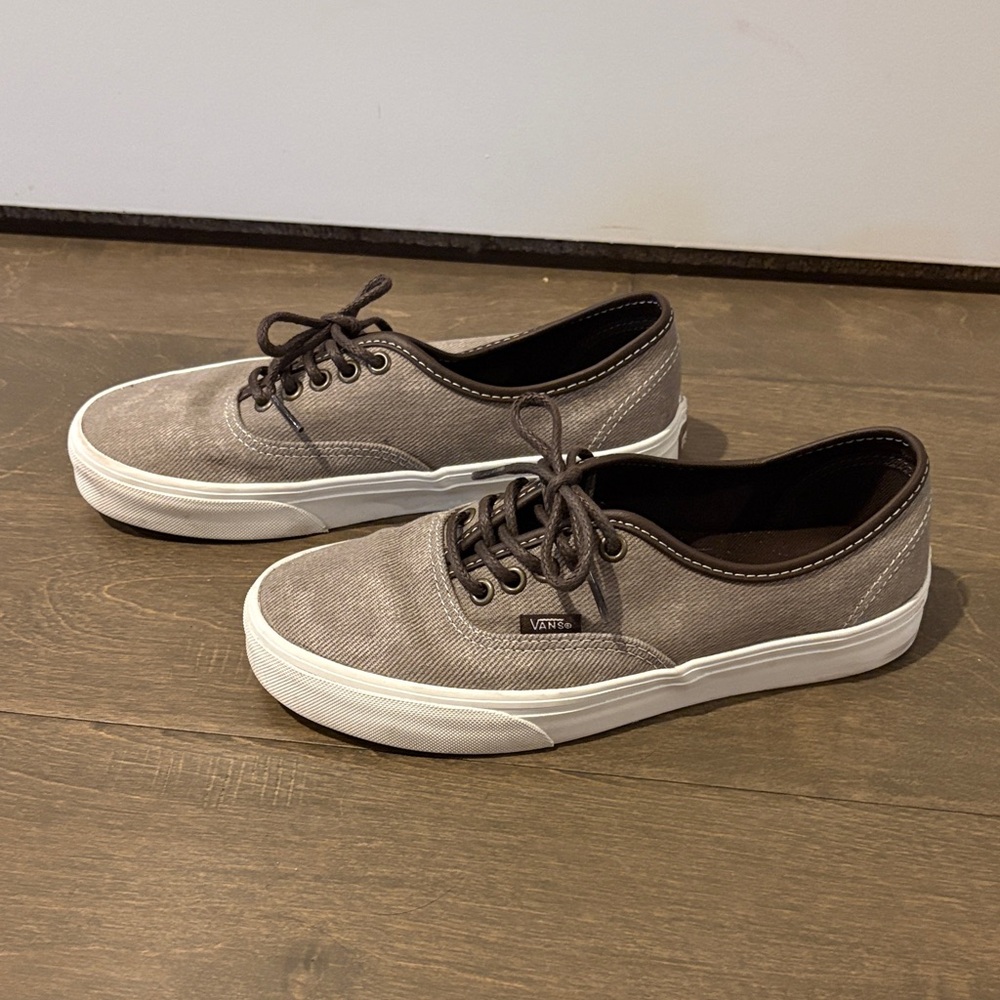 Vans Women’s Charcoal Canvas Sneakers